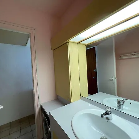 Apartment A St-jean-de-monts, Avec Parking, Balcon Et Vue - Fr-1-224c-201 *